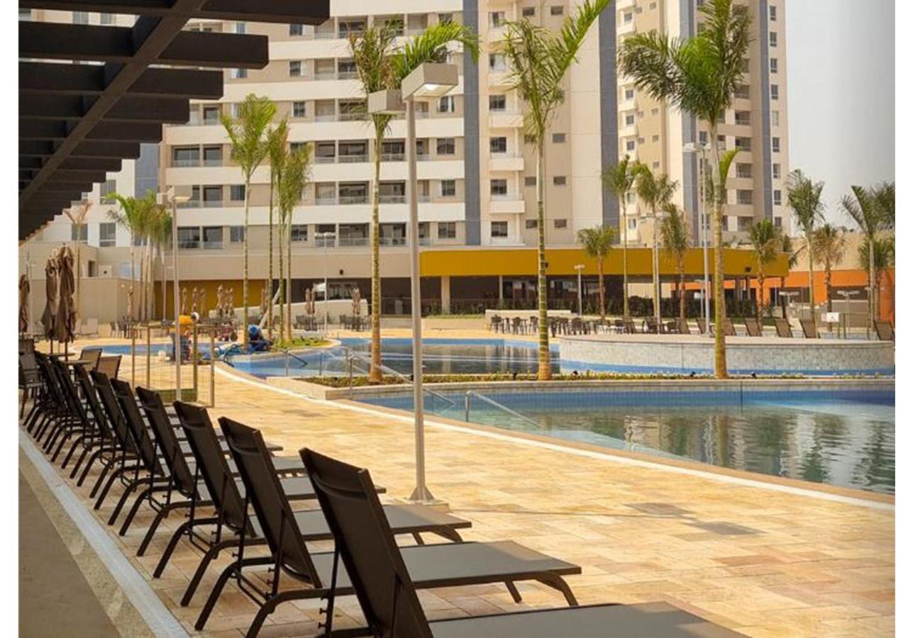 Enjoy Solar Das Aguas Park Resort Olímpia Exterior foto The swimming pool at the resort