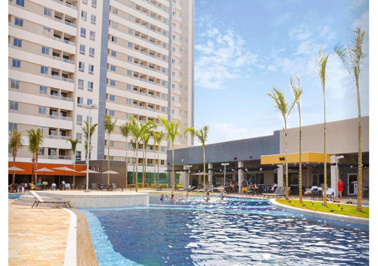 Enjoy Solar Das Aguas Park Resort Olímpia Exterior foto The swimming pool at the 38th floor of the building