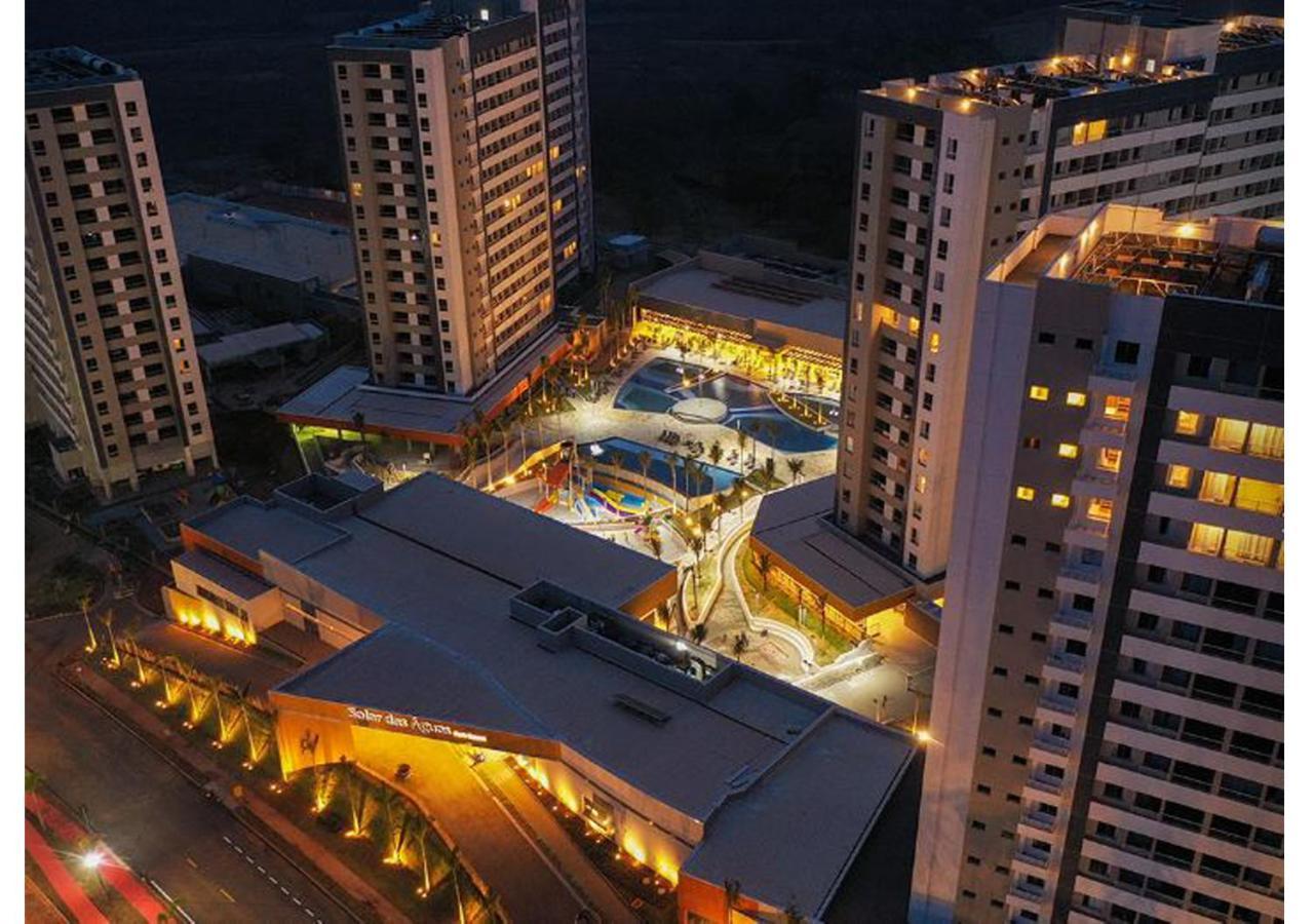 Enjoy Solar Das Aguas Park Resort Olímpia Exterior foto The Village