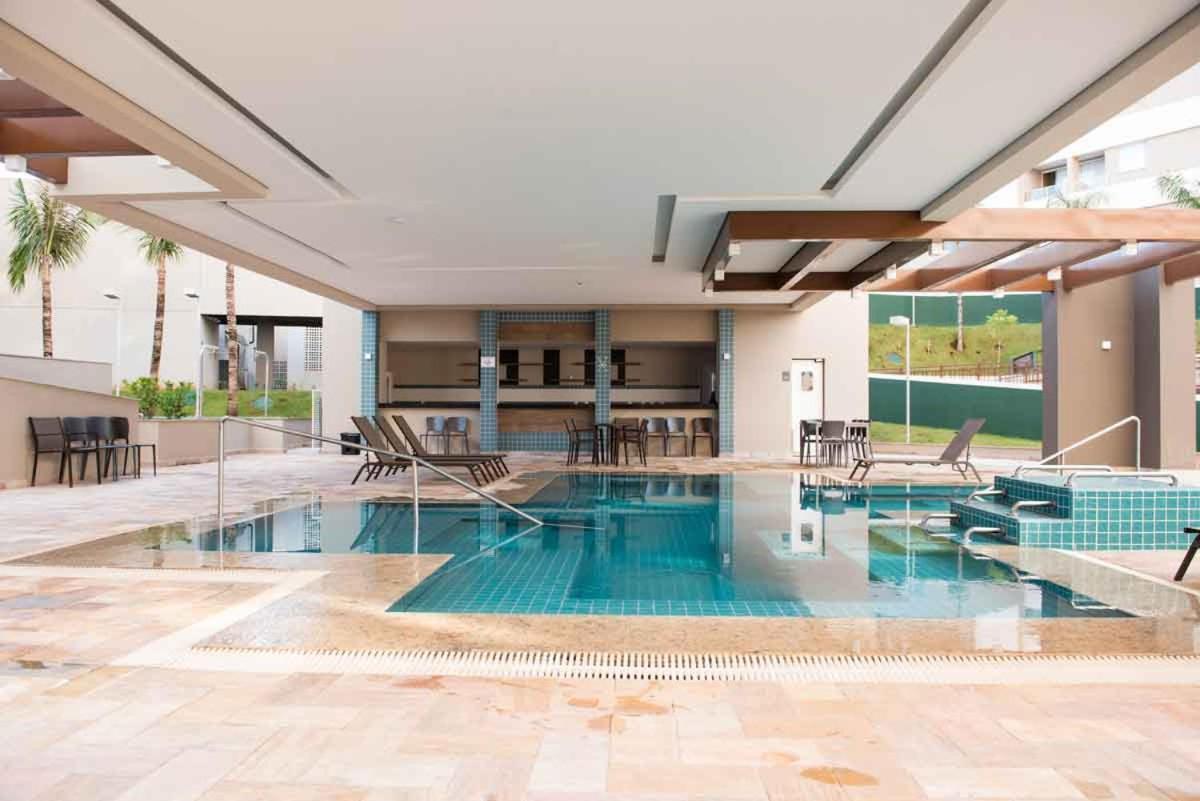 Enjoy Solar Das Aguas Park Resort Olímpia Exterior foto The swimming pool at the hotel